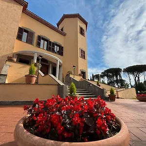 Due Leoni - Casa Per Turismo Cattolico , Roma Italia
